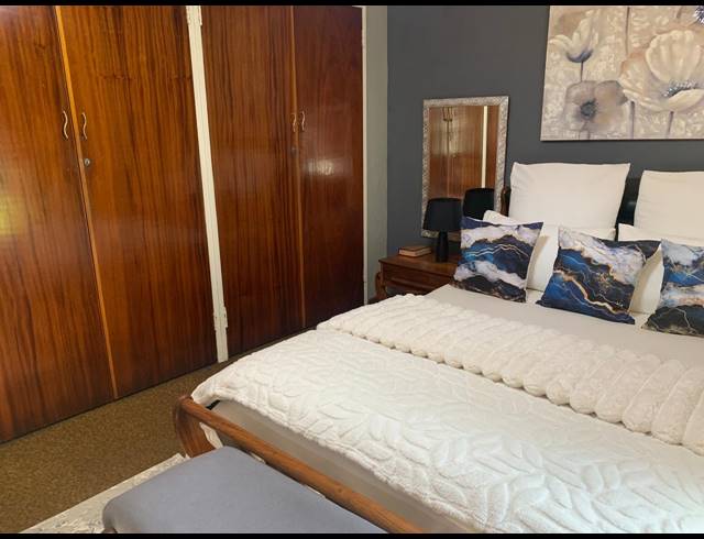 3 BEDROOM HOUSE FOR SALE IN VANDERBIJLPARK SE 6